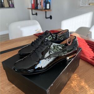 CHANEL Black Patent Calfskin Leather Lace-Up Loafers